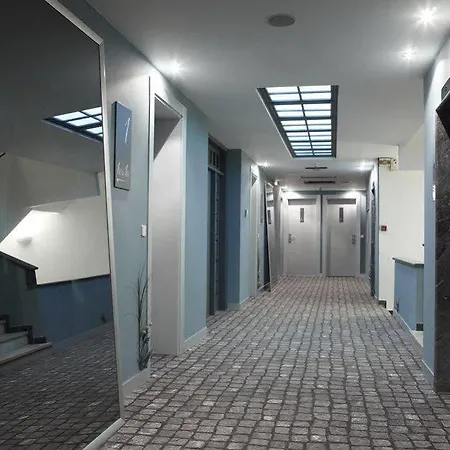 City Hotel Thessaloniki 4* Салоники